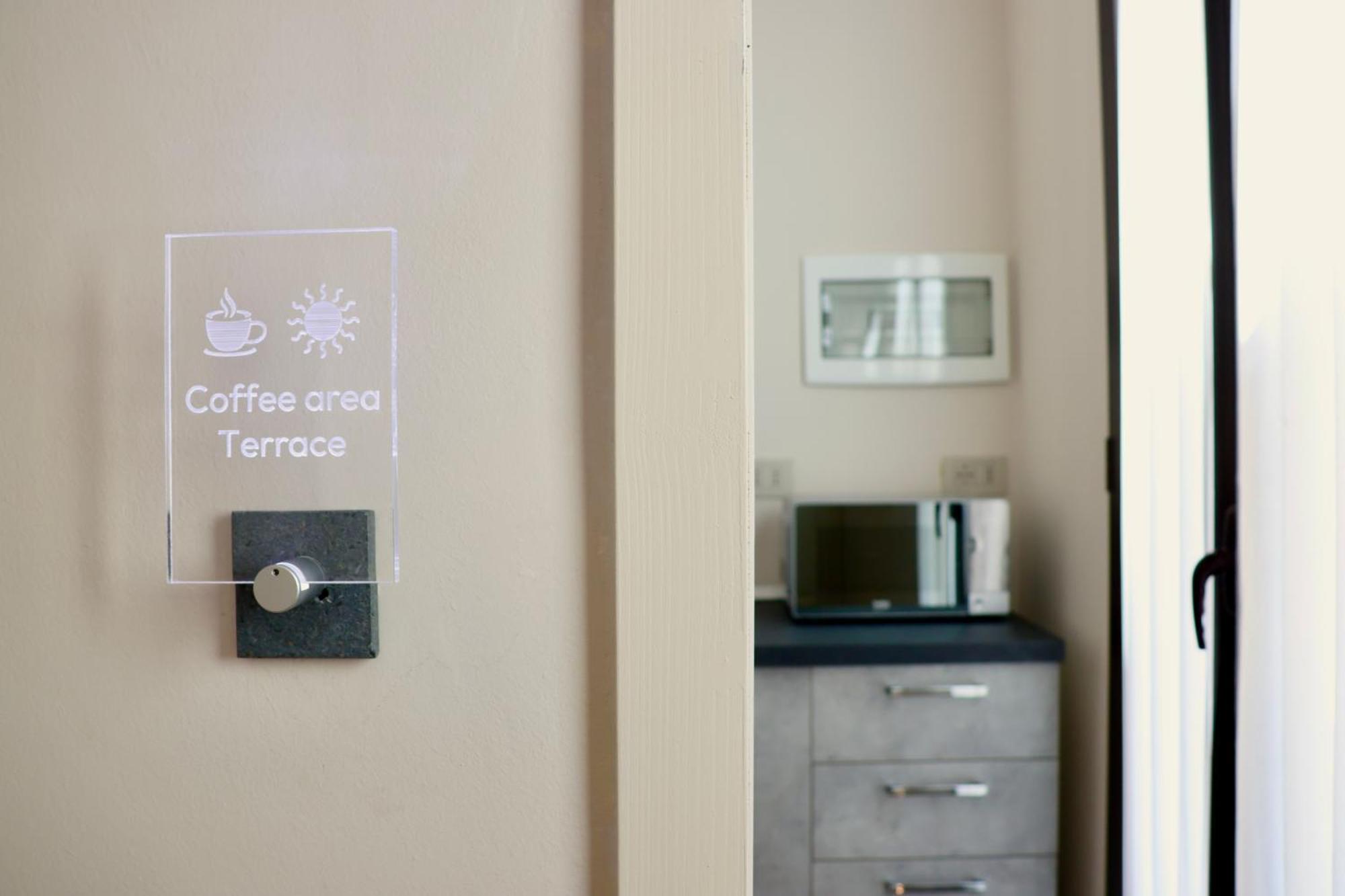 Holiday Lux Boutique Room Катания Екстериор снимка