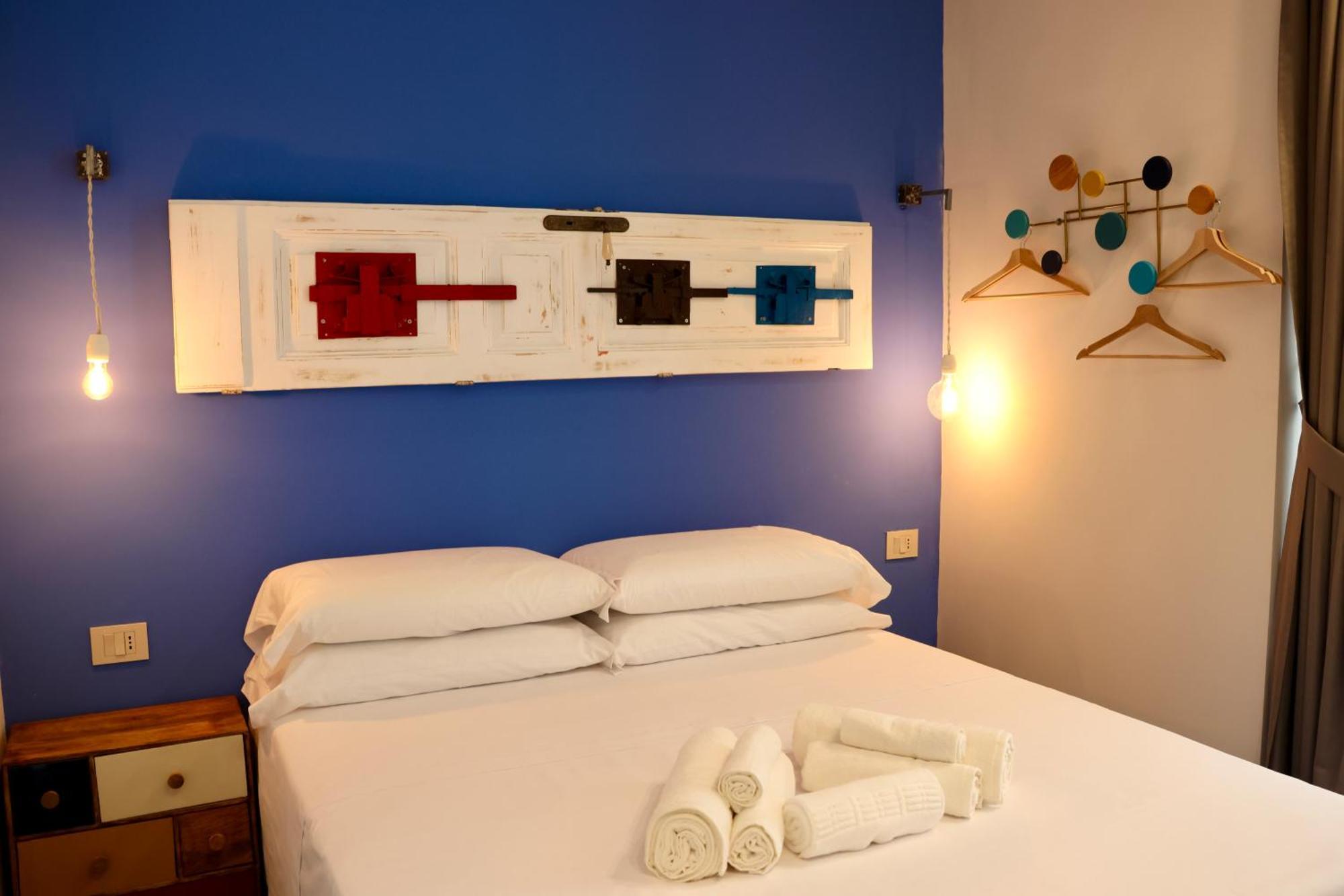 Holiday Lux Boutique Room Катания Екстериор снимка