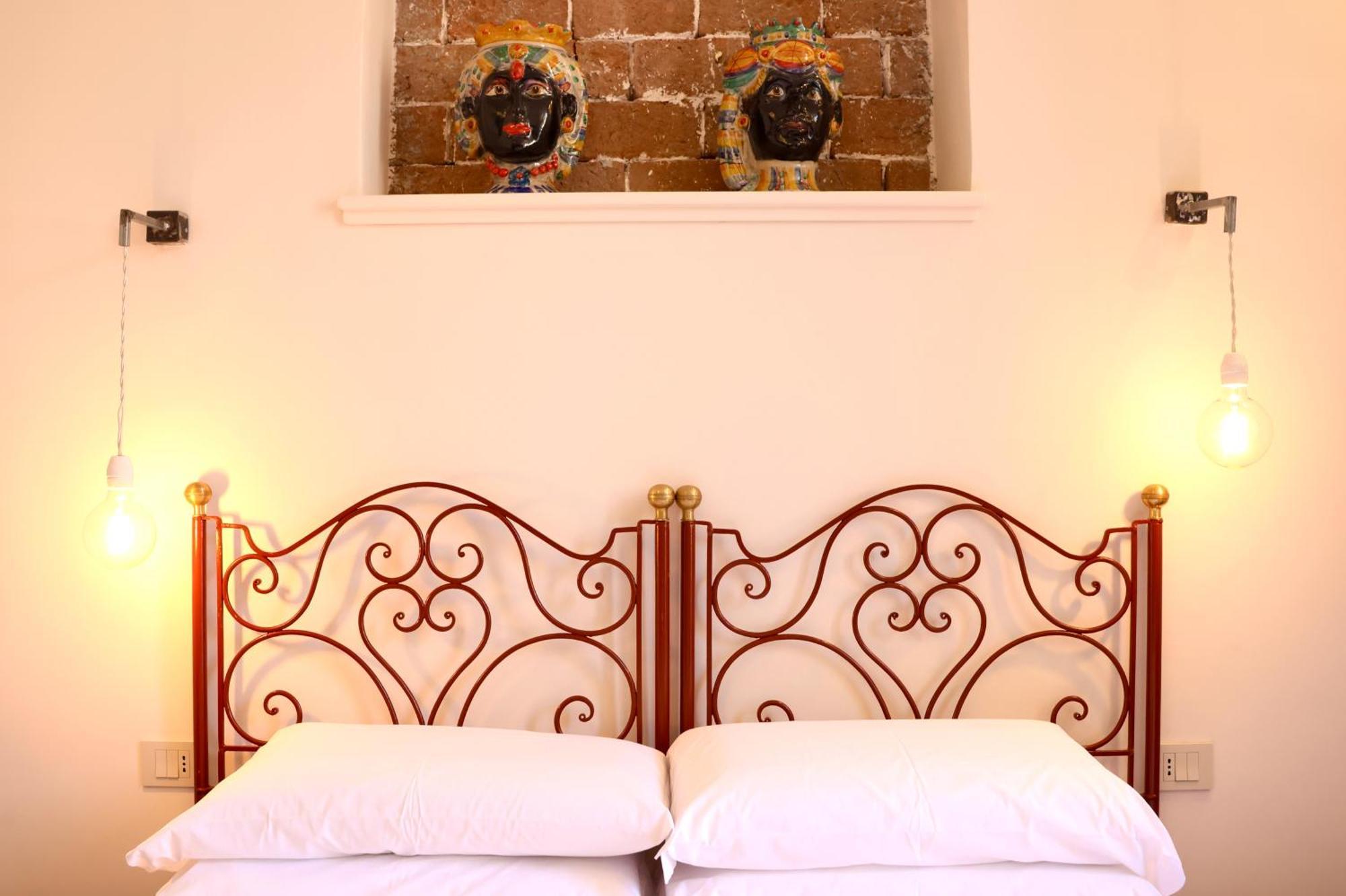 Holiday Lux Boutique Room Катания Стая снимка