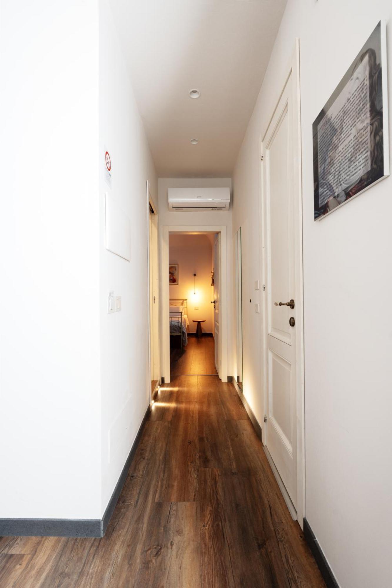 Holiday Lux Boutique Room Катания Екстериор снимка