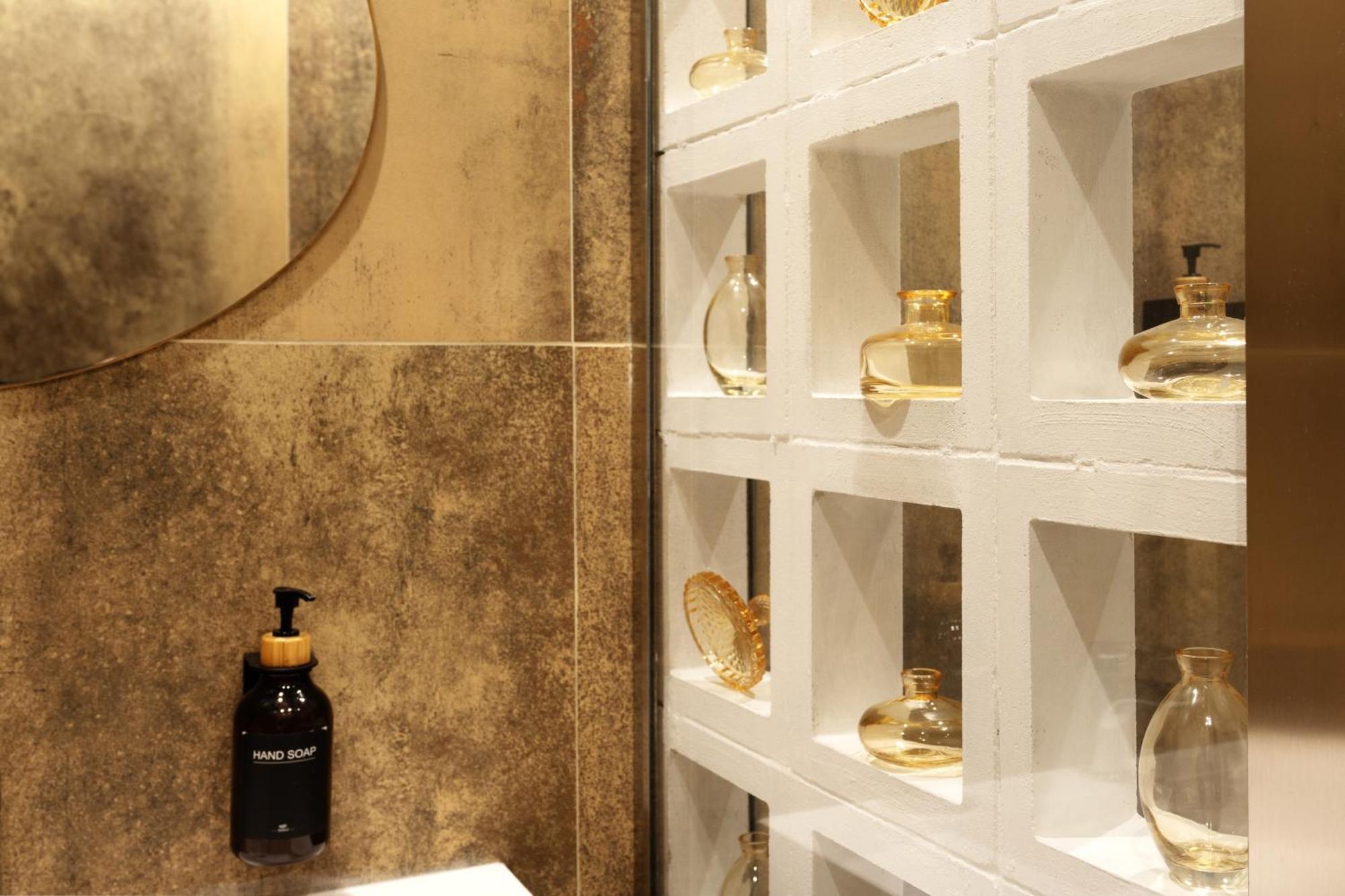 Holiday Lux Boutique Room Катания Екстериор снимка