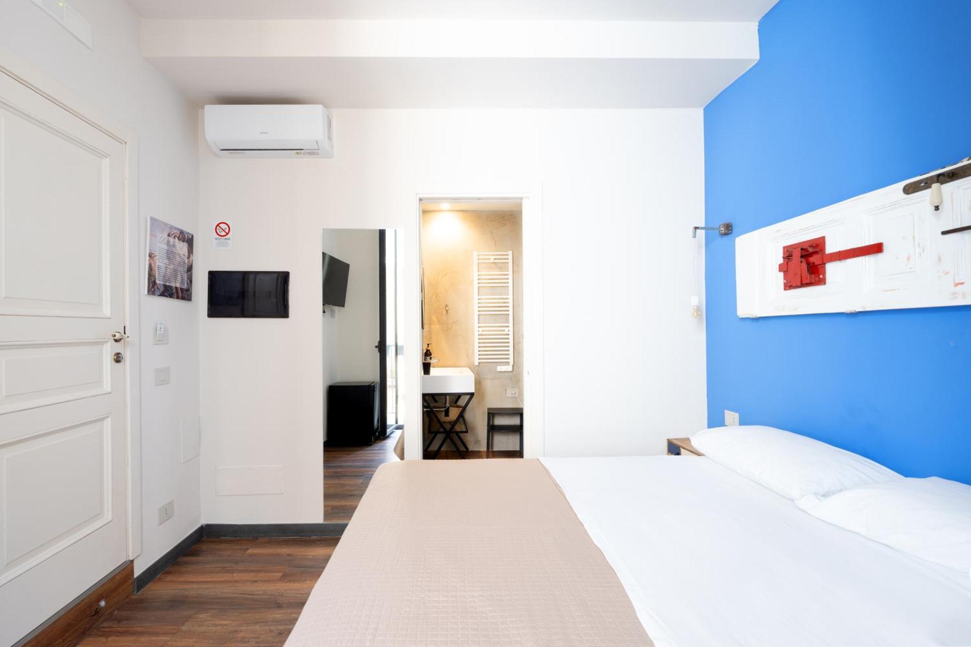 Holiday Lux Boutique Room Катания Екстериор снимка