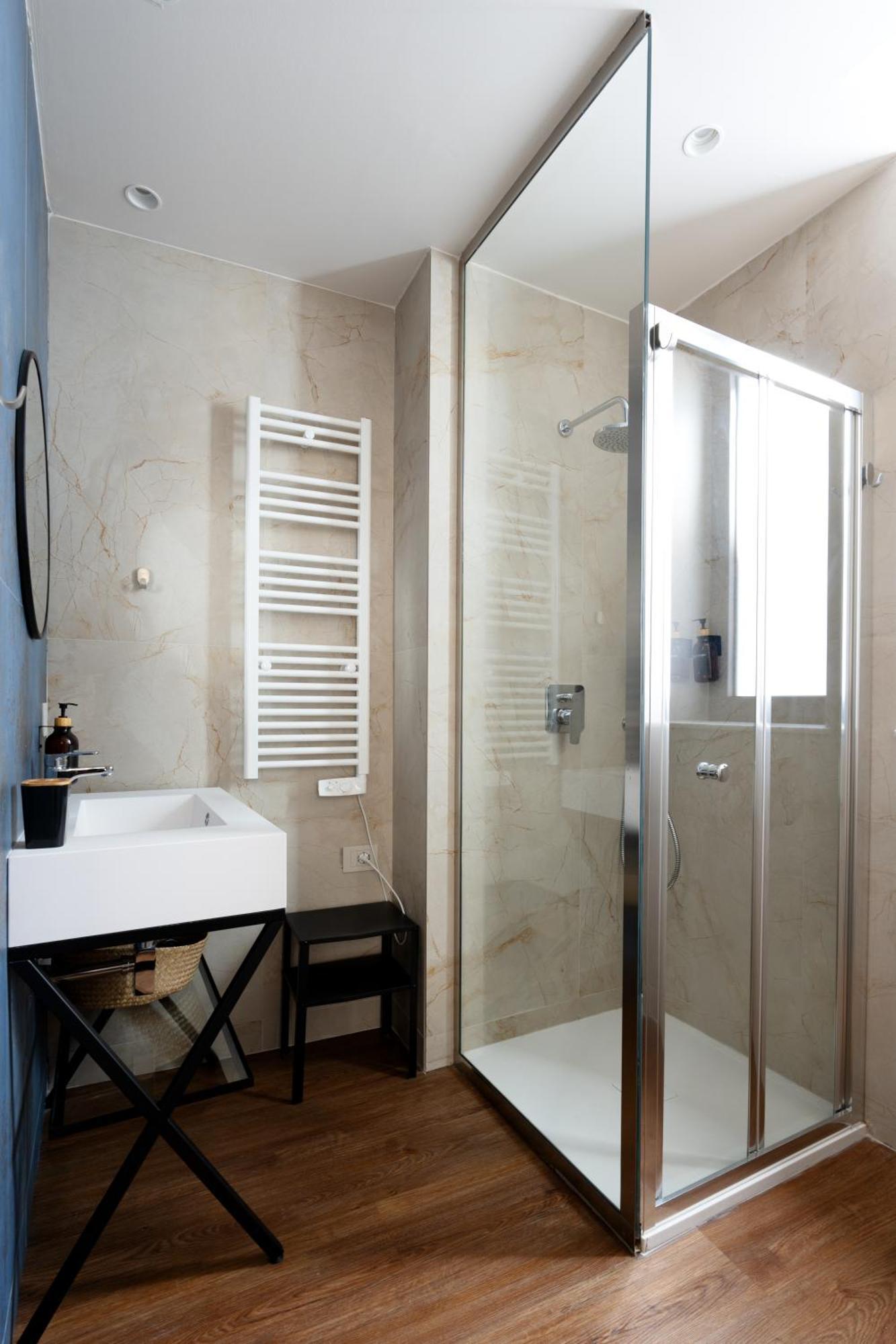Holiday Lux Boutique Room Катания Екстериор снимка